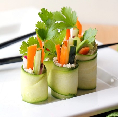 Rollos de sushi vegetarianos